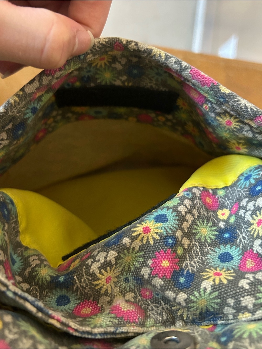 KAVU Women’s Floral Crossbody Bag in Multi Floral - Picture 8 of 9